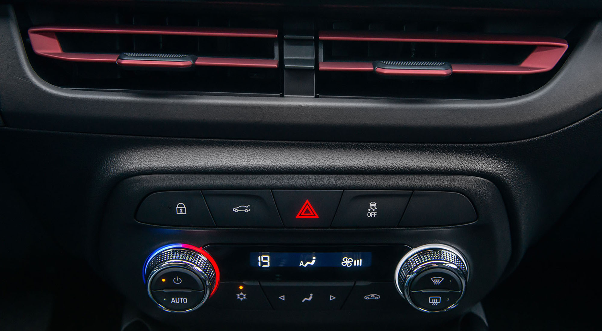 Detalles del interior del Chevrolet Onix 2026.