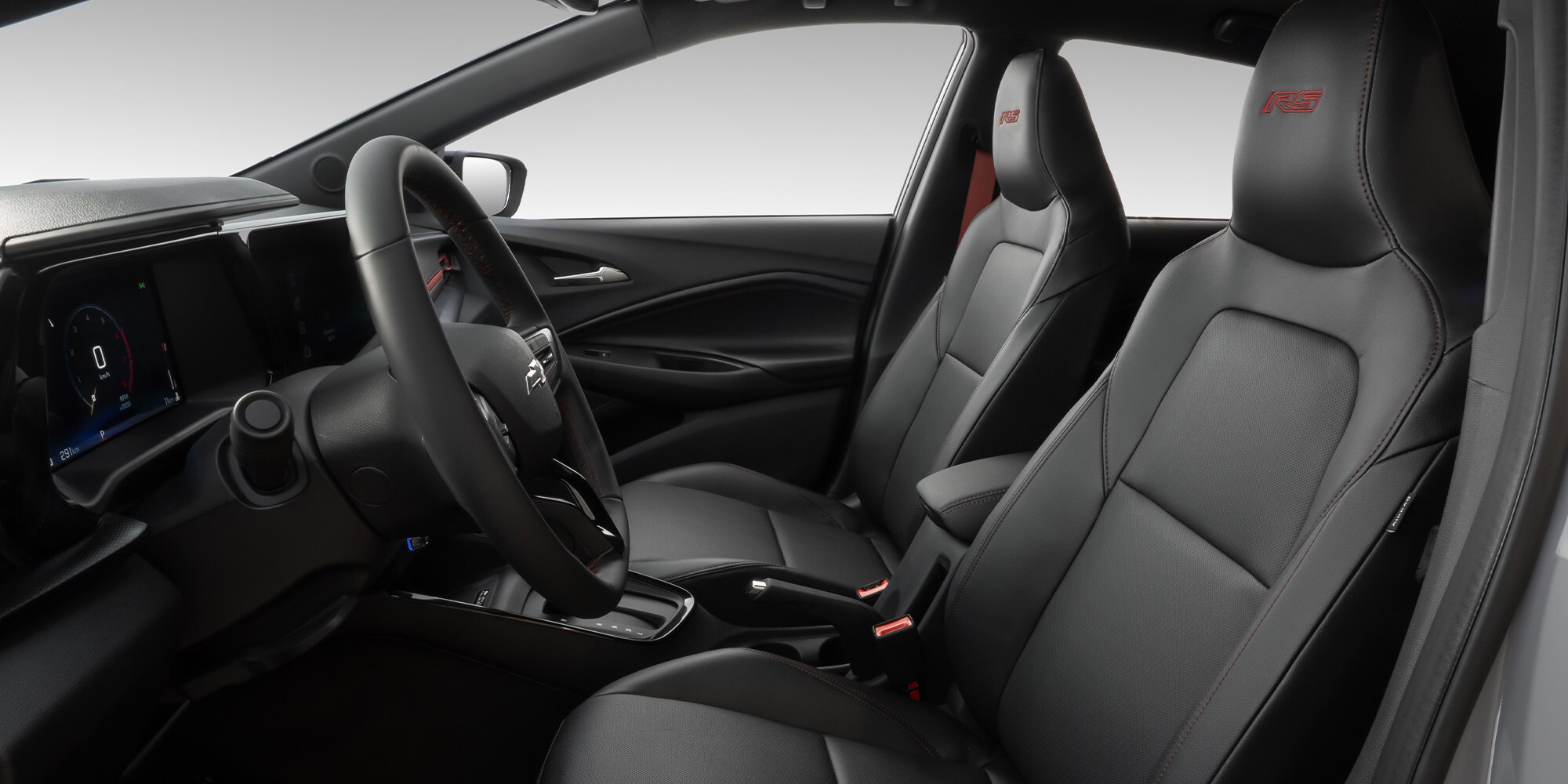 interior Chevrolet Sonic 2027 asientos y volante